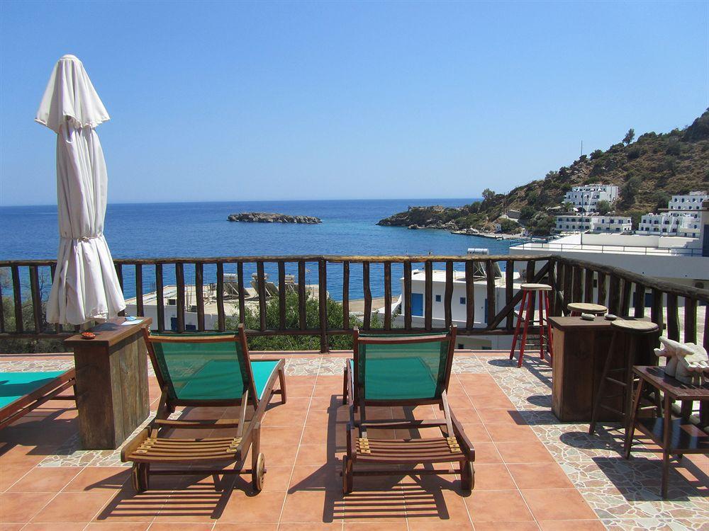 אניסאראס Hotel Oasis Beach (Adults Only) מראה חיצוני תמונה