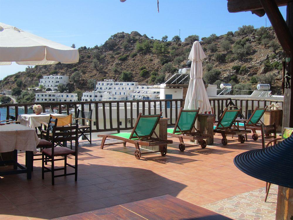 אניסאראס Hotel Oasis Beach (Adults Only) מראה חיצוני תמונה
