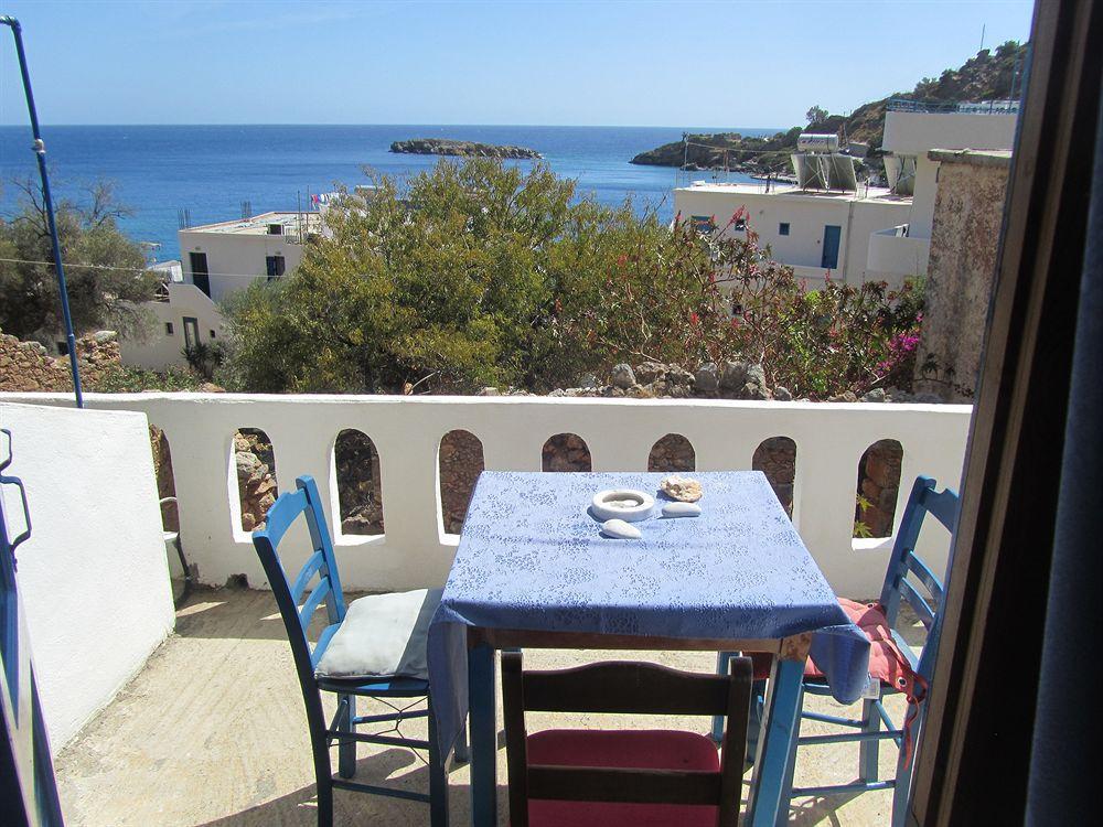 אניסאראס Hotel Oasis Beach (Adults Only) מראה חיצוני תמונה