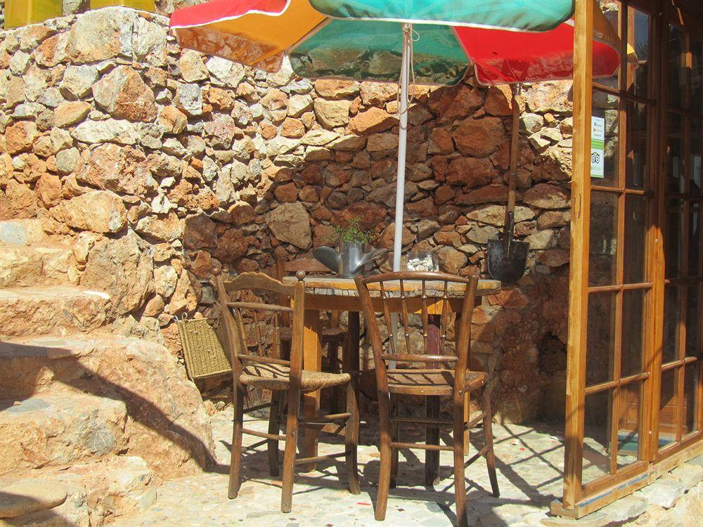 אניסאראס Hotel Oasis Beach (Adults Only) מראה חיצוני תמונה
