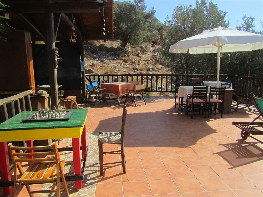 אניסאראס Hotel Oasis Beach (Adults Only) מראה חיצוני תמונה