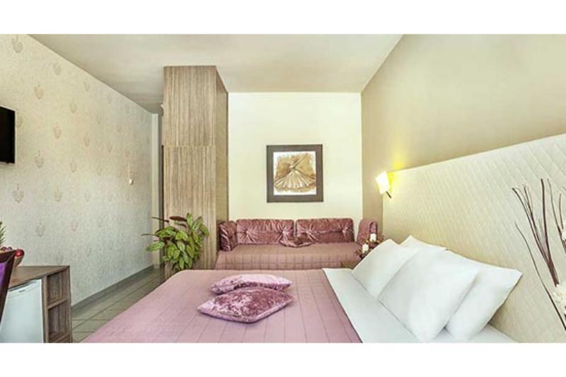 אניסאראס Hotel Oasis Beach (Adults Only) מראה חיצוני תמונה