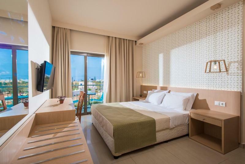 אניסאראס Hotel Oasis Beach (Adults Only) מראה חיצוני תמונה
